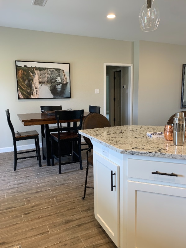 Building Photo - 1308 Solomon Ln