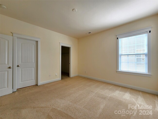 Building Photo - 2701 White Pines Court
