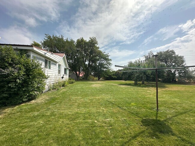 Building Photo - 5084 ID-33
