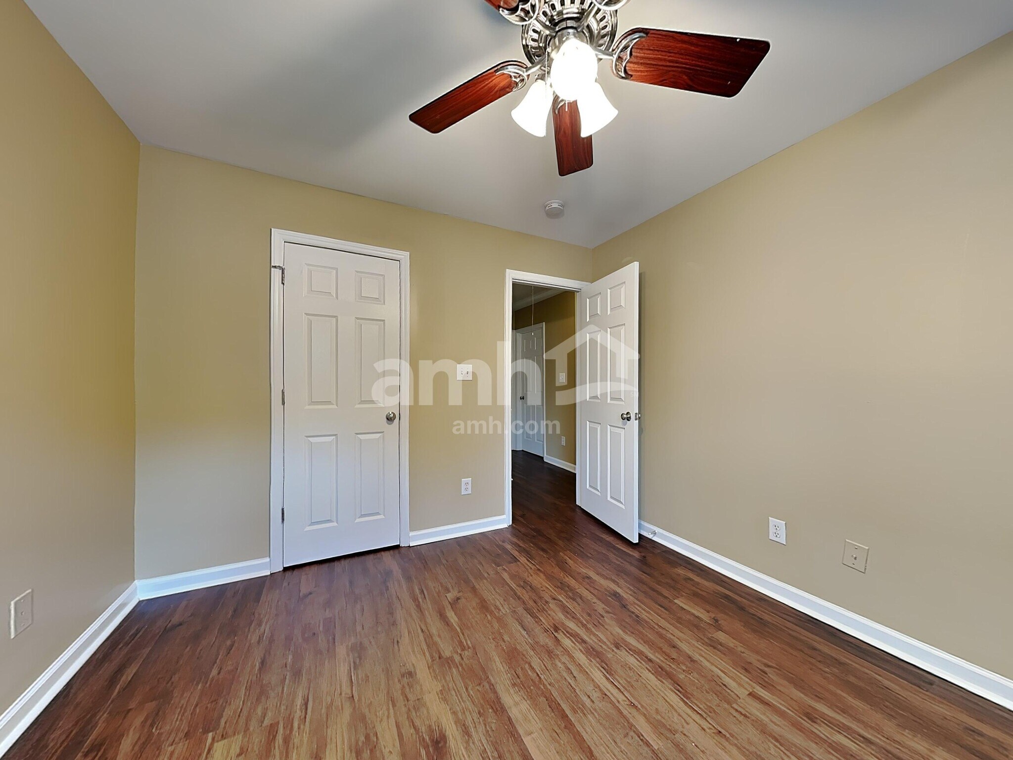 Building Photo - 204 Ber Creek Dr