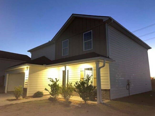 Building Photo - 38 Oxford Ln