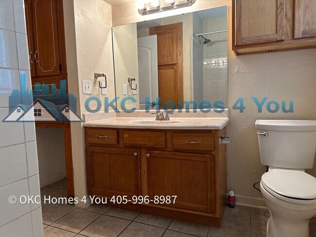 Building Photo - 3 Bedroom, 1 Bathroom Home in Bethany