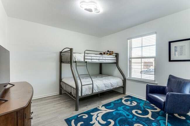 Building Photo - Contemporary in Cleburne!