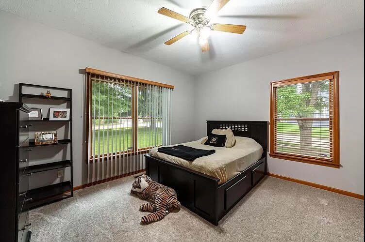 Building Photo - 4405 Fall River Dr