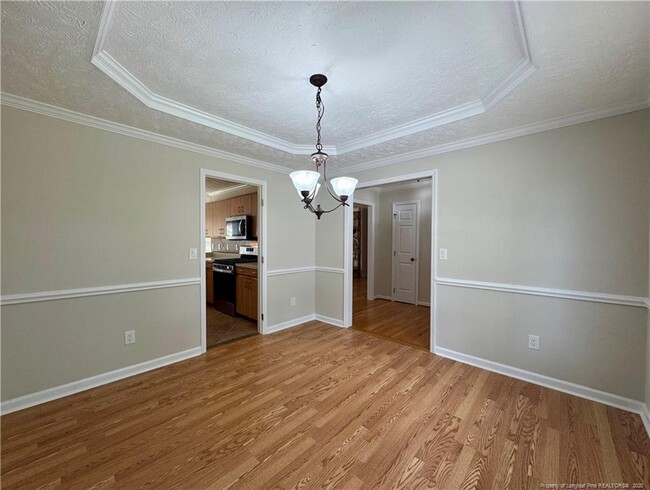 Building Photo - 250 Buhmann Dr
