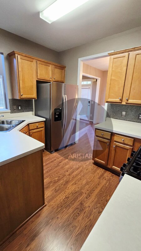 Building Photo - 223 Elmbrook Ln