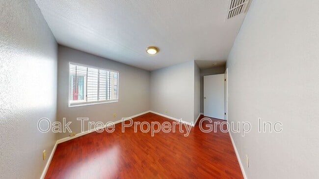 Building Photo - 2225 23rd Ave
