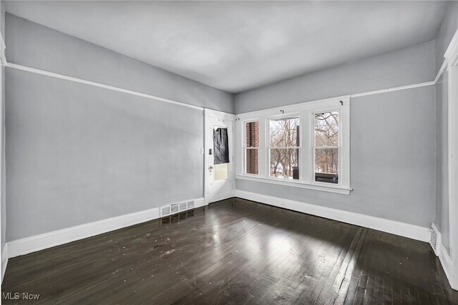 Building Photo - 1030 Wheelock Rd