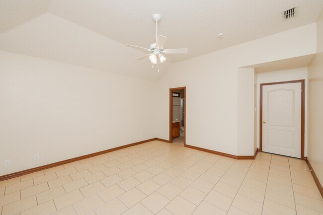 Building Photo - 407 Cinnamon Teal Loop