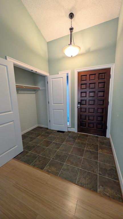 Building Photo - 12935 SW Conestoga Dr