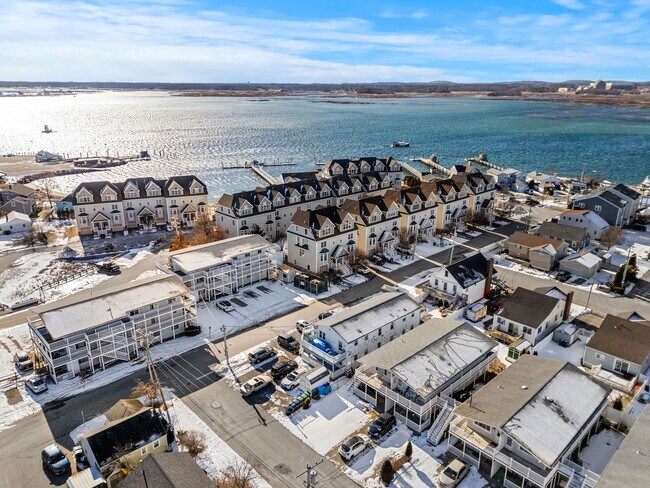 Building Photo - 8 Duston Ave