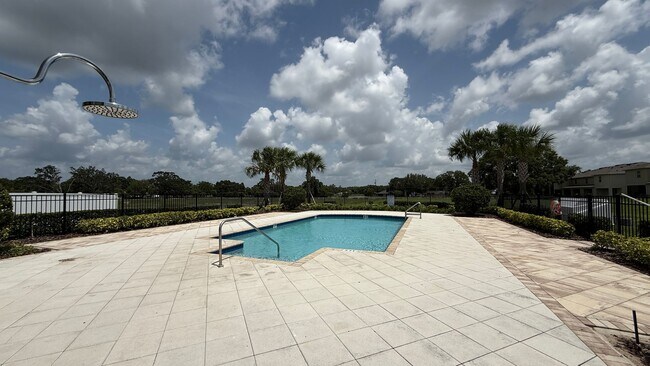 Building Photo - Discover the Charm of Feltrim Reserve! No ...
