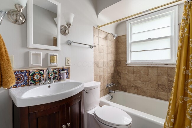 Building Photo - 62 E Stanton Ave