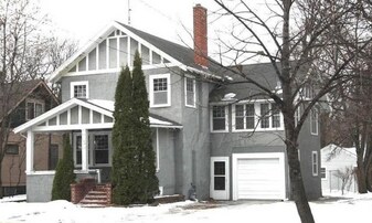 Building Photo - 1040 University Dr N