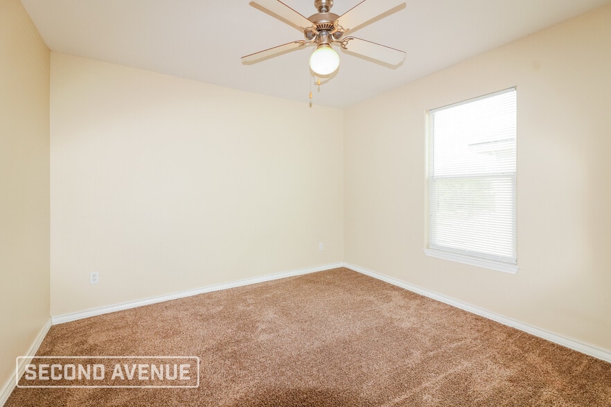 Building Photo - 2425 Mystic Star Dr
