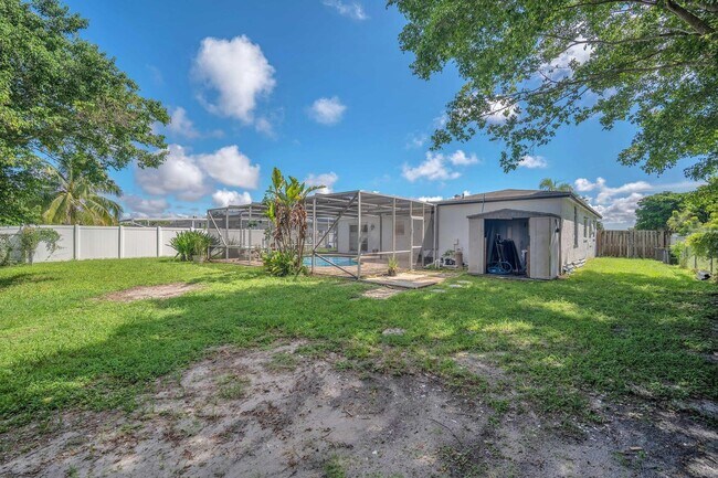 Building Photo - 10985 Christopher Ave