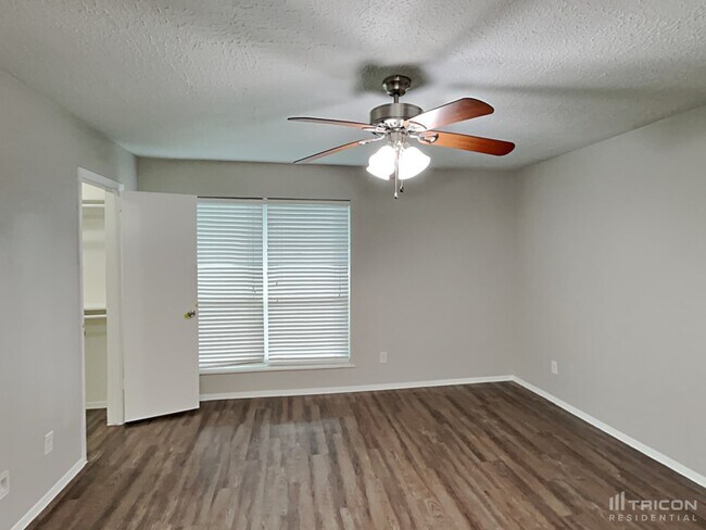 Building Photo - 8218 Tattershall Cir