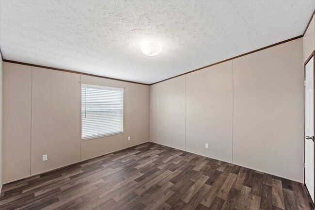 Building Photo - Spacious Country Living In Gholson