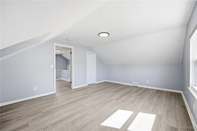 Building Photo - 1257 Brighton Rd