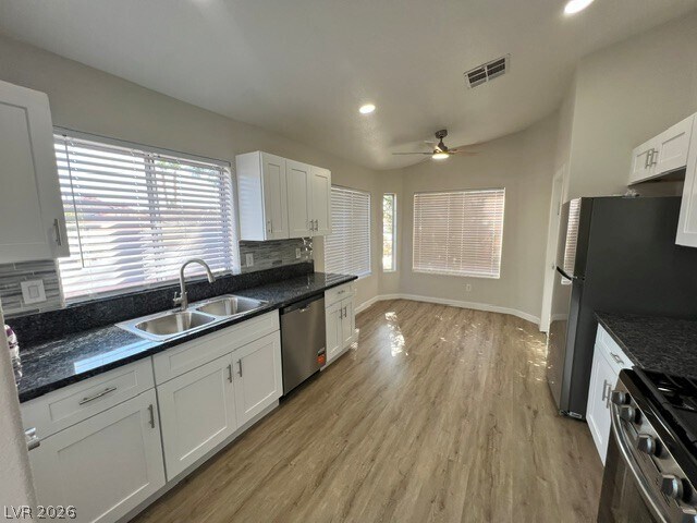 Building Photo - 7800 Seychelles Ct