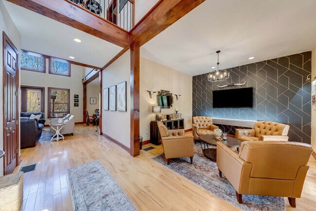 Building Photo - 357 Wilfar Strasse