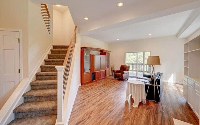 Building Photo - LUX 4BD, 3BA Genesee Mountain Home with 2-...