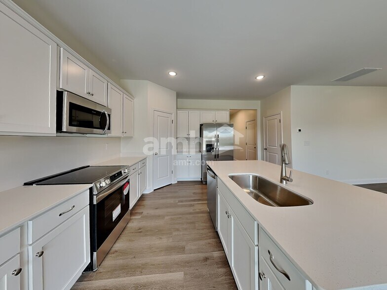 Building Photo - 3500 Lincoln Hts Ln