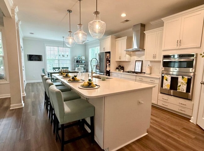 Building Photo - Luxury Living in Simpsonville – Spacious Home with Premium Amenities