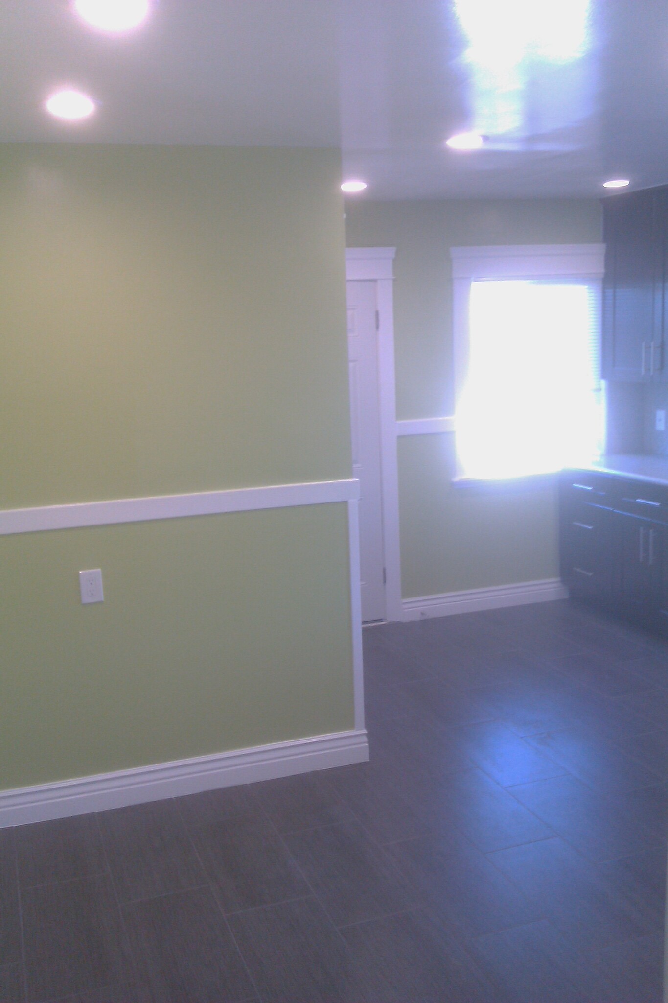 Building Photo - 917 Grand Ave