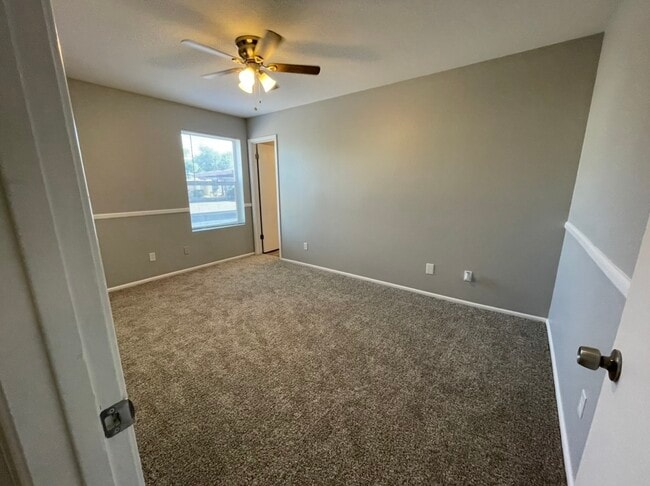 Master bedroom - 726 S Nebraska St