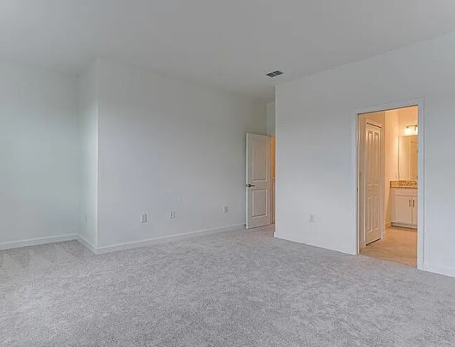 Building Photo - 15057 Lyla Ter