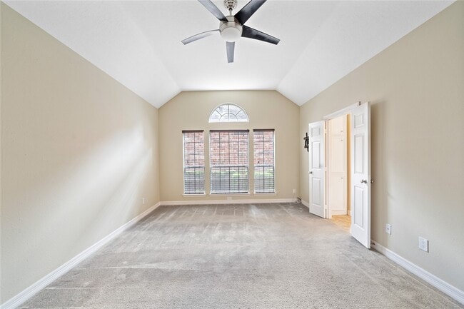Building Photo - 6627 Queensclub Dr