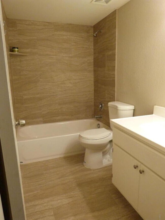 Building Photo - Upgraded One Bedroom- Will go FAST!  2nd floor unit with Washer and Dryer!!!  No neighbors direct...