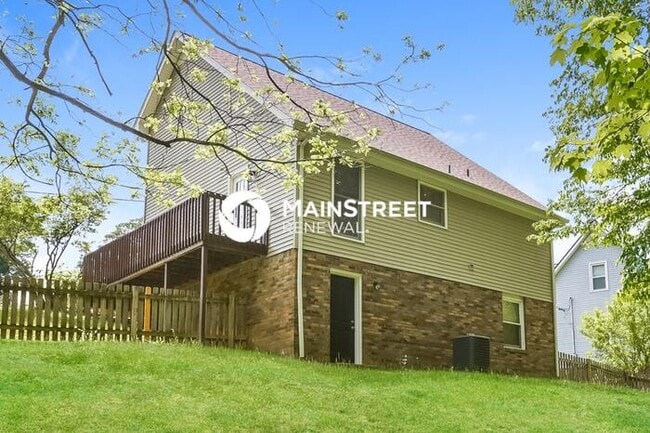 Building Photo - 3 Bedroom Pet-Friendly Home in FAIRVIEW, TN with Main Street Renewal