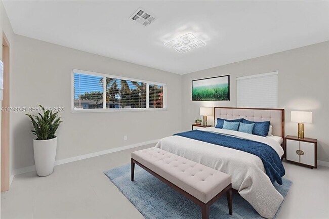 Building Photo - 5419 NE 22nd Ave