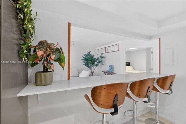 Building Photo - 2401 Collins Ave