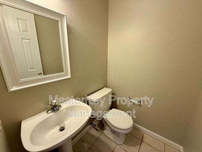 Building Photo - 306 Cary Pines Dr