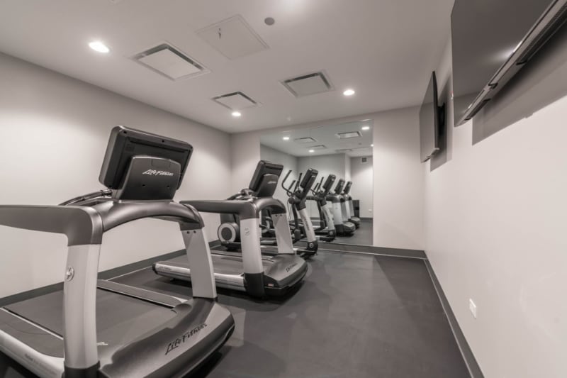 Building Photo - 1188 N Clark St