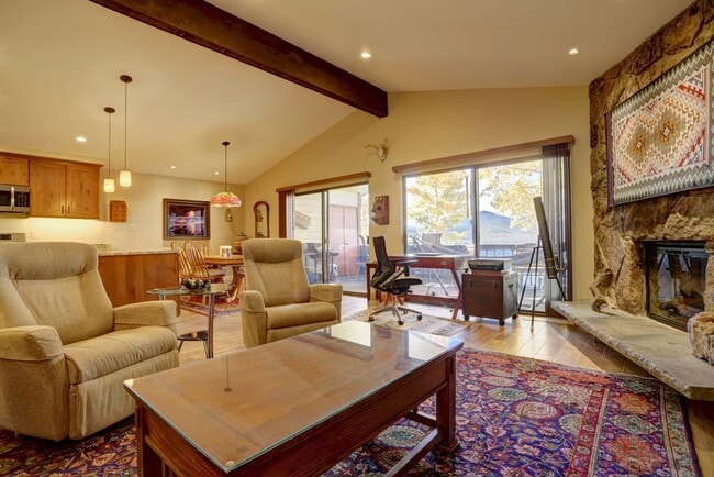 2 BDR 2 BATH UPDATED Lake Dillon Condo 2... - 2 BDR 2 BATH UPDATED  Lake Dillon Condo  2...