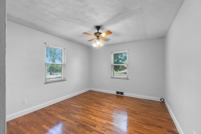 Building Photo - Charming House in Cape Girardeau