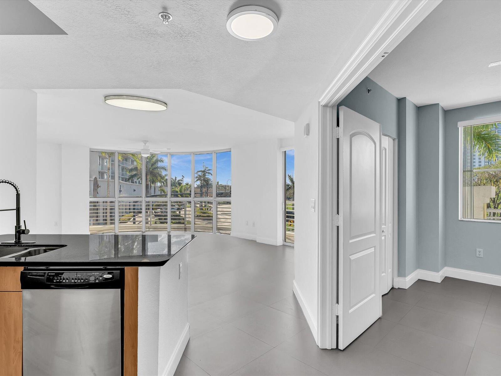 Building Photo - 1830 Radius Dr