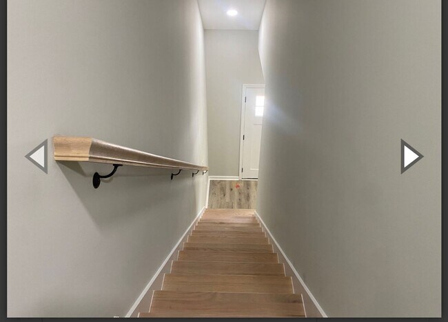 Building Photo - 2513 Bratton Street Unit B
