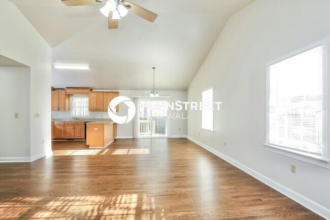 Building Photo - 3 Bedroom Pet-Friendly Home in Thomasville, NC with Main Street Renewal