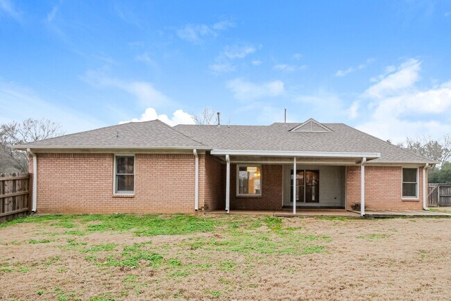 Building Photo - 11059 Bonnie Creek Cove