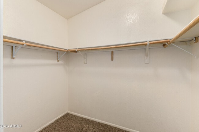 Building Photo - 5227 W Poinsettia Dr