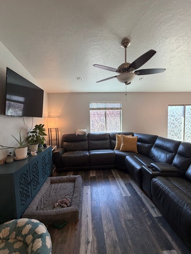 Building Photo - 6584 S Azimuth Ct