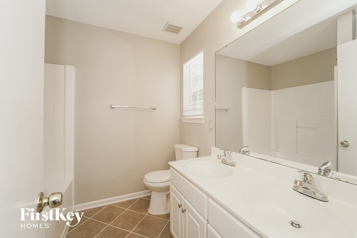 Building Photo - 10513 Brawley Ln
