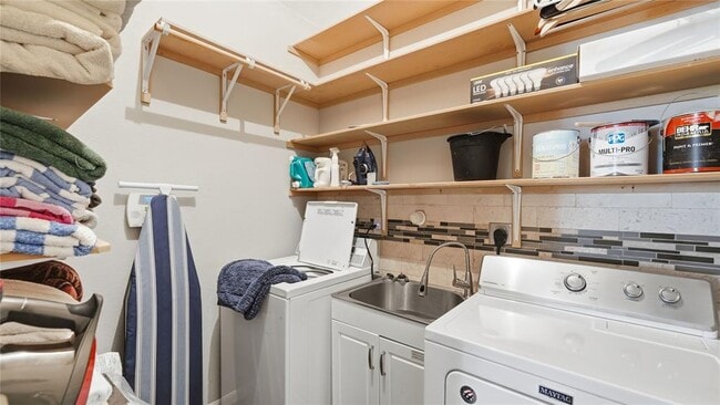 Building Photo - 743 Cirrus Canyon