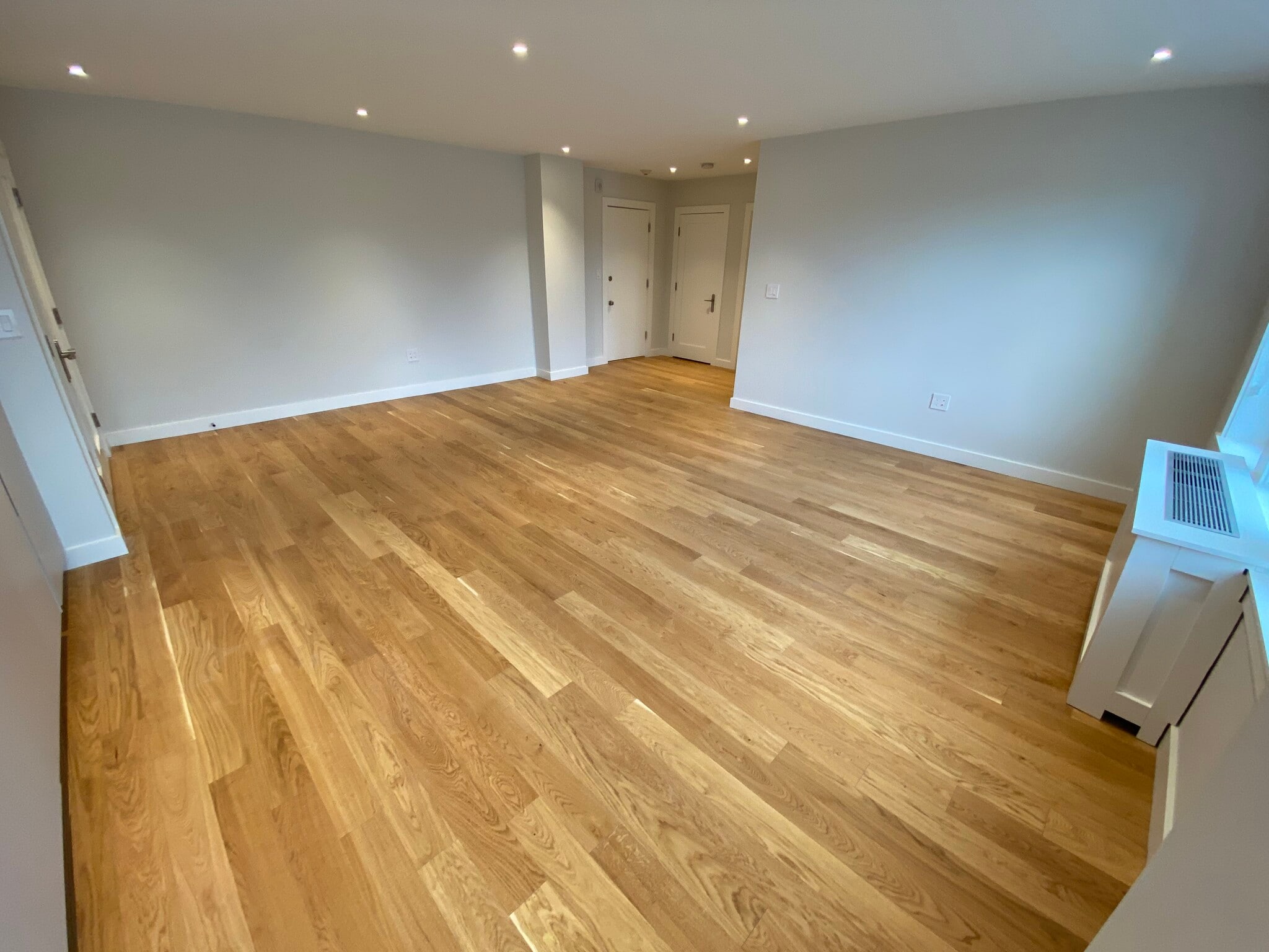 Building Photo - 36 Madison St