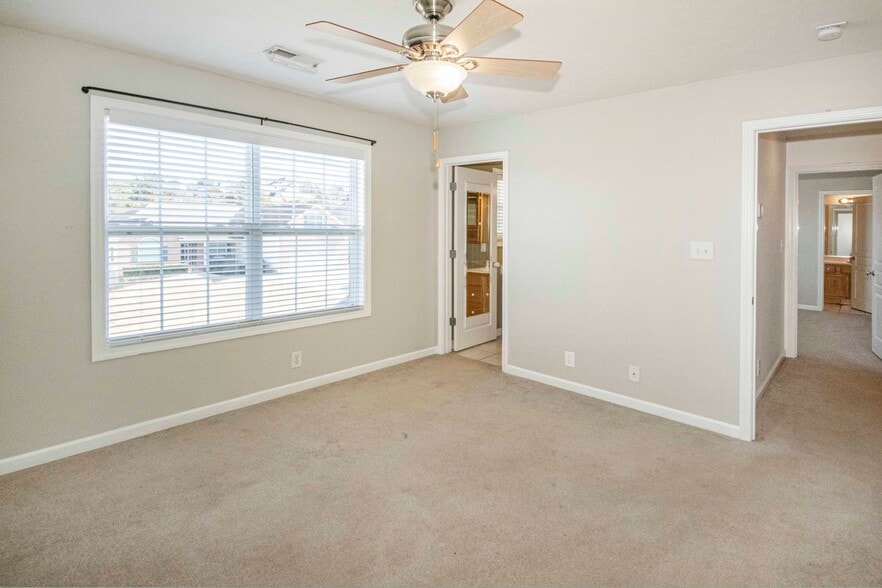 Building Photo - 1223 Walnut Branch Ln